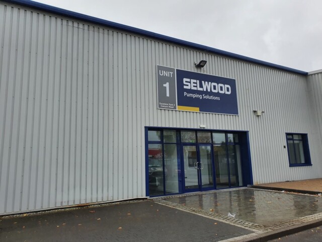 Selwood moves to Glasgow 
